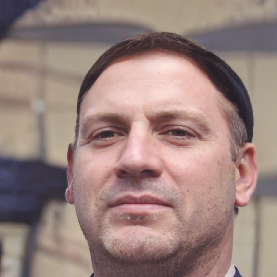 Portrait de l'instructeur Damien Roussel